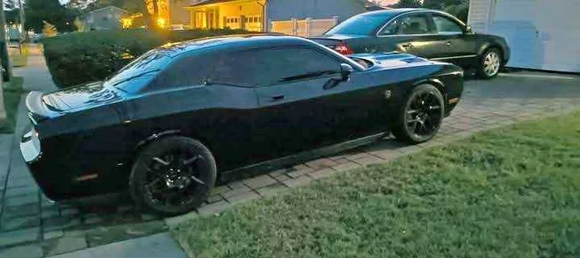 2008 Dodge Challenger SRT8 392