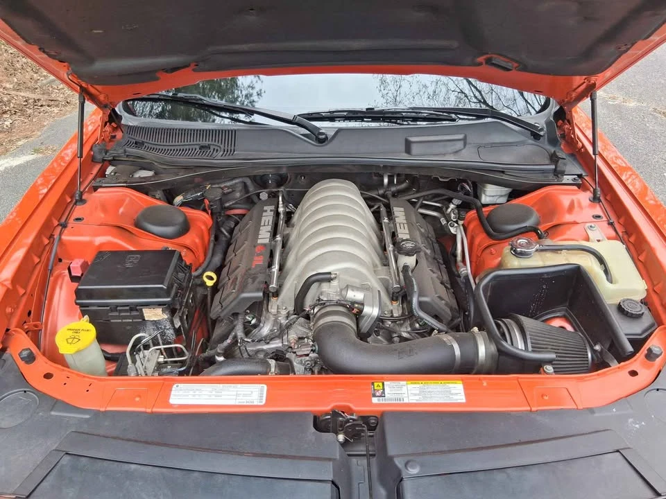 2008 Dodge Challenger SRT8 & 392 3rd Gen - Image 6 of 11