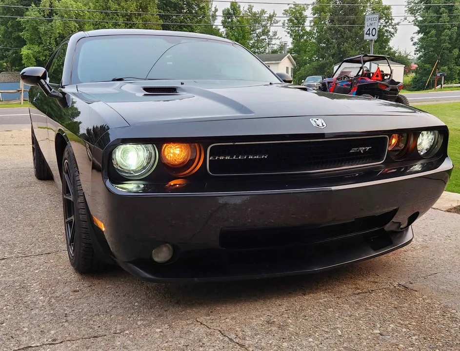 2008 Dodge Challenger SRT8 & 392 3rd Gen - Image 6 of 13