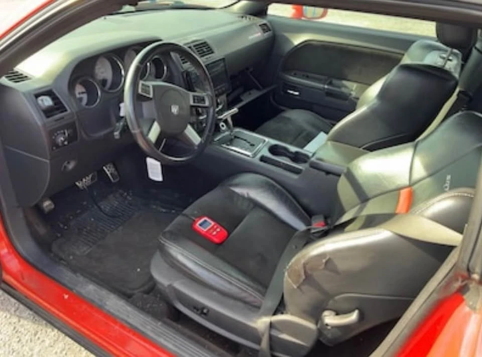 2008 Dodge Challenger SRT8 & 392 3rd Gen - Image 9 of 10