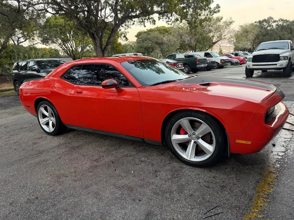 2008 Dodge Challenger SRT8 & 392 3rd Gen - Image 4 of 6