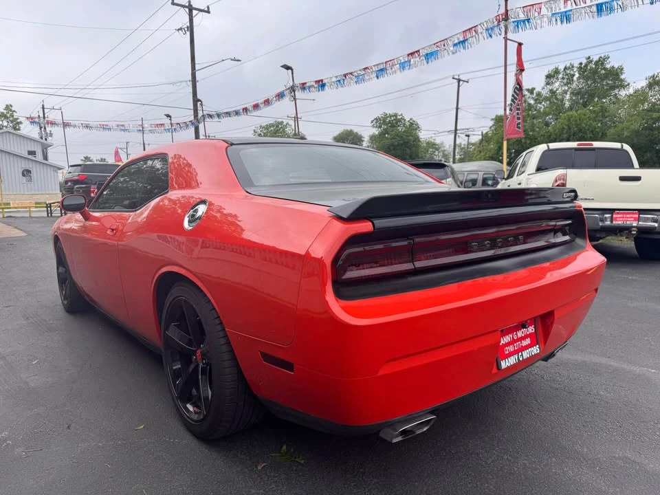 2008 Dodge Challenger SRT8 & 392 3rd Gen - Image 4 of 12