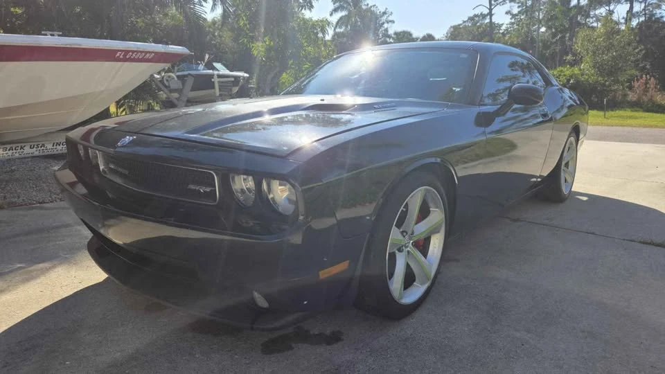 2008 Dodge Challenger 3rd Gen - Image 4 of 17