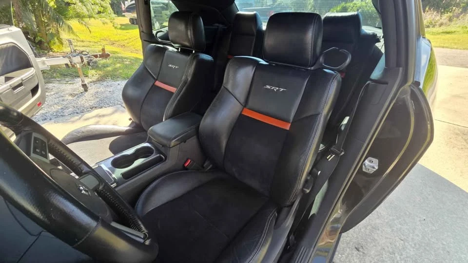2008 Dodge Challenger 3rd Gen - Image 11 of 17