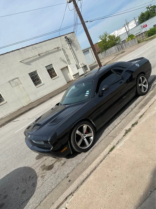 2008 Dodge Challenger SRT8 & 392 3rd Gen - Image 4 of 6