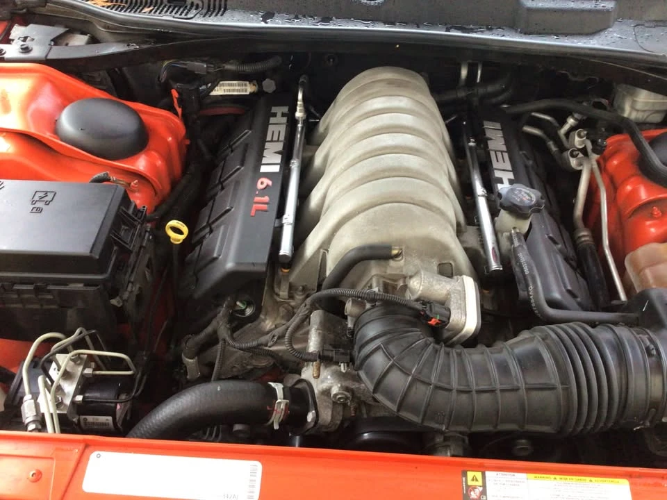 2008 Dodge Challenger SRT8 & 392 3rd Gen - Image 9 of 15