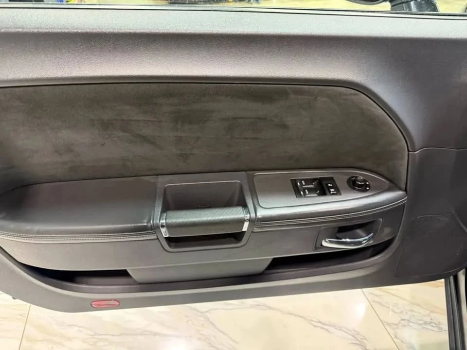 2008 Dodge Challenger SRT8 & 392 3rd Gen - Image 11 of 19
