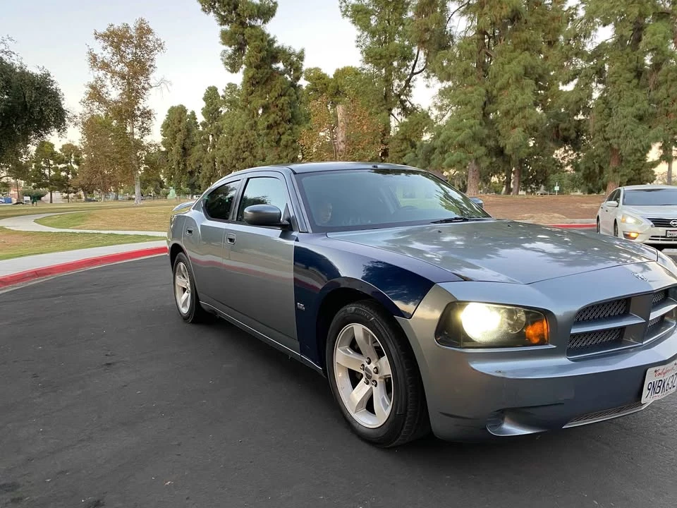 2008 Dodge Charger 6th Gen - Image 5 of 10