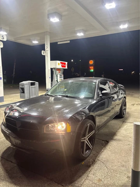2008 Dodge Charger 6th Gen - Image 2 of 6