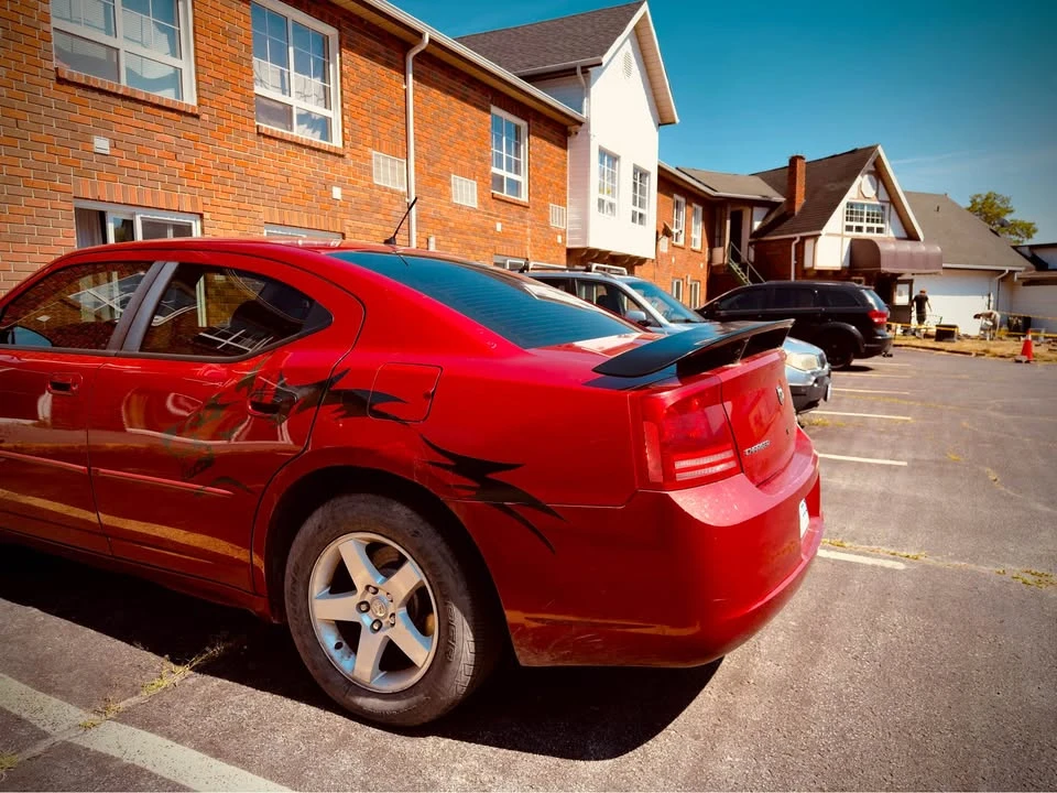 2008 Dodge Charger 6th Gen - Image 5 of 8