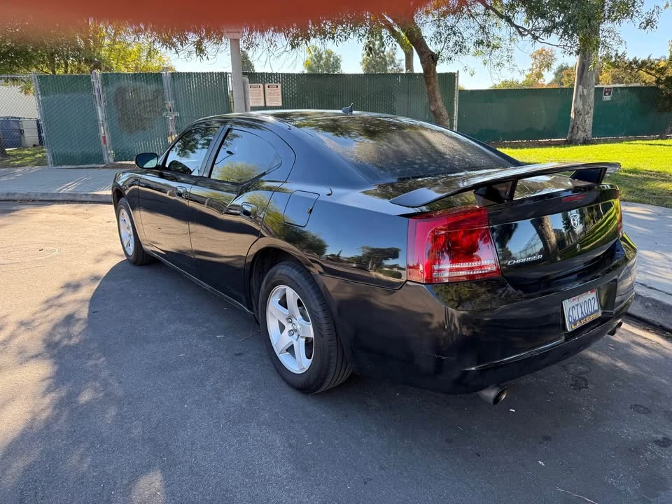 2008 Dodge Charger 6th Gen - Image 7 of 9