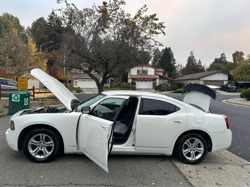 2008 Dodge Charger 6th Gen - Image 15 of 17