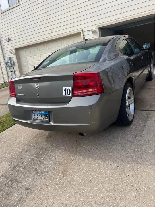 2008 Dodge Charger 6th Gen - Image 2 of 9
