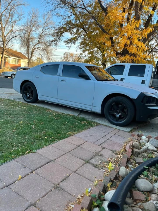 2008 Dodge Charger 6th Gen - Image 4 of 6