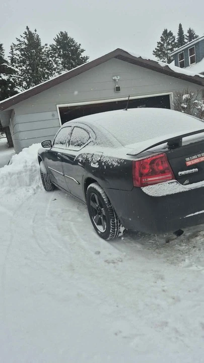 2008 Dodge Charger 6th Gen - Image 3 of 7