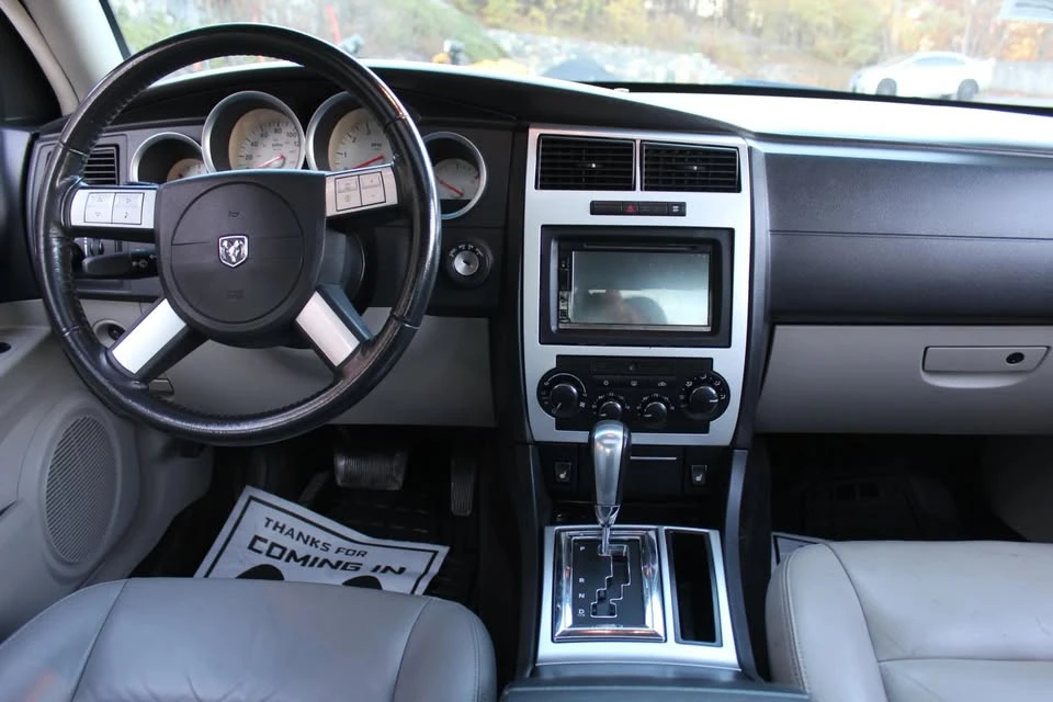 2008 Dodge Charger 6th Gen - Image 11 of 19