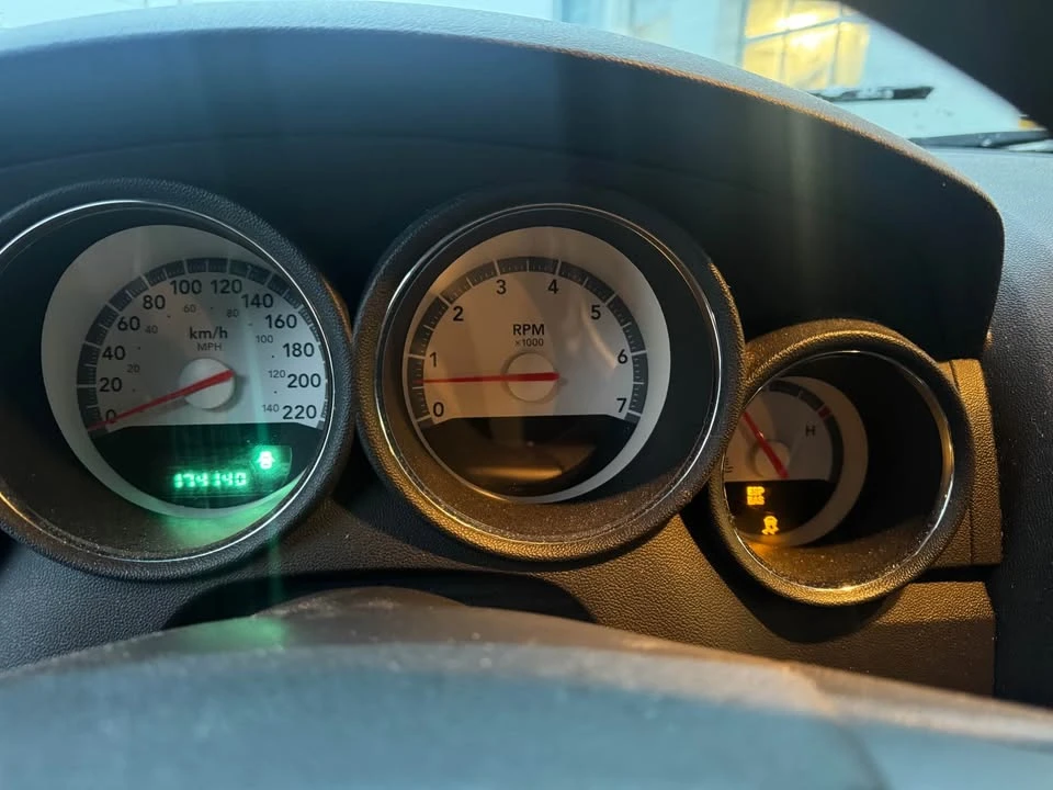 2008 Dodge Charger 6th Gen - Image 4 of 5