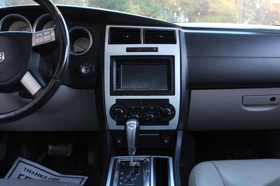 2008 Dodge Charger 6th Gen - Image 13 of 19