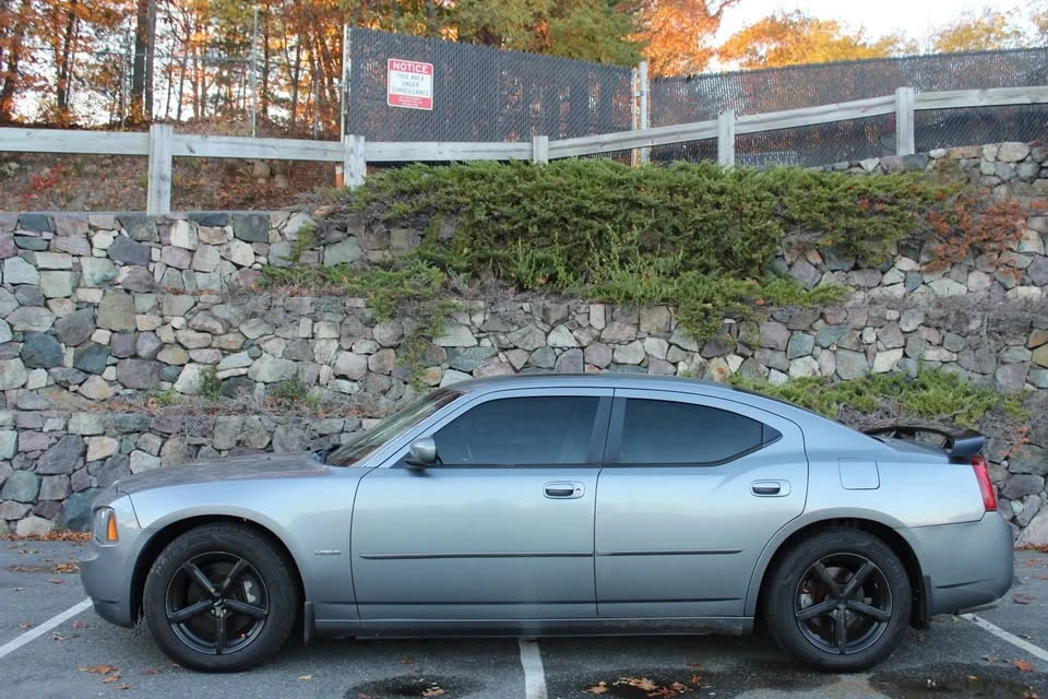 2008 Dodge Charger 6th Gen - Image 4 of 19