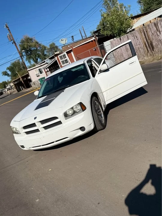 2008 Dodge Charger 6th Gen - Image 3 of 5