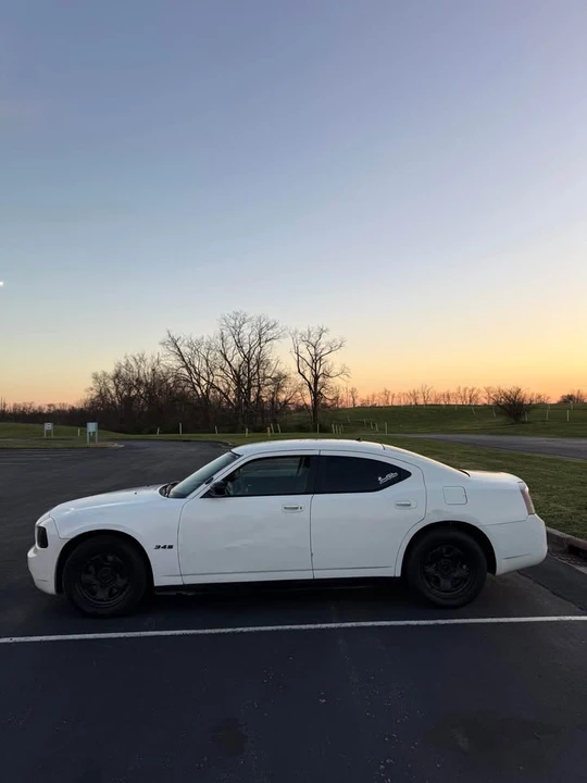 2008 Dodge Charger 6th Gen - Image 4 of 12
