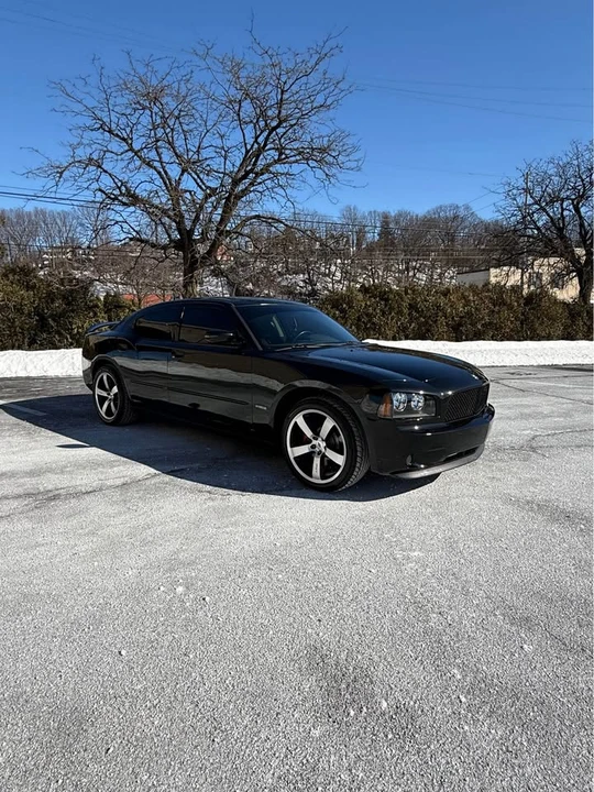 2008 Dodge Charger 6th Gen - Image 4 of 10