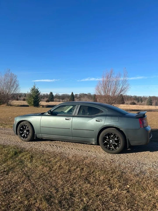 2008 Dodge Charger 6th Gen - Image 4 of 10