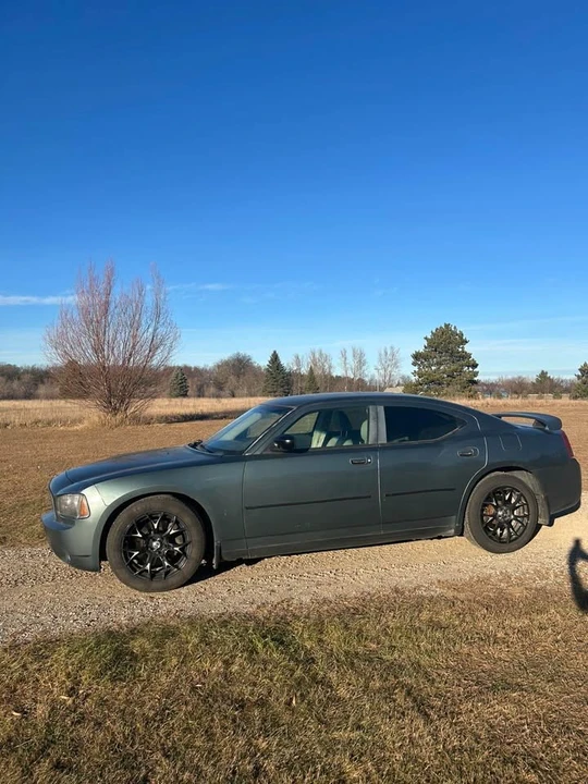 2008 Dodge Charger 6th Gen - Image 5 of 10