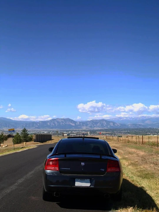 2008 Dodge Charger 6th Gen - Image 3 of 8