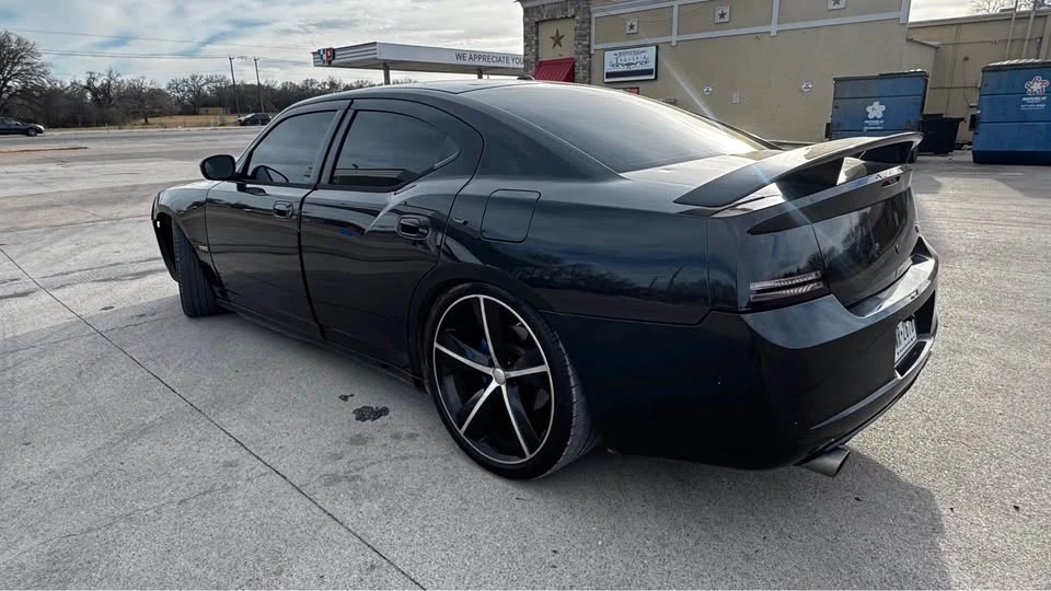 2008 Dodge Charger 6th Gen - Image 2 of 7