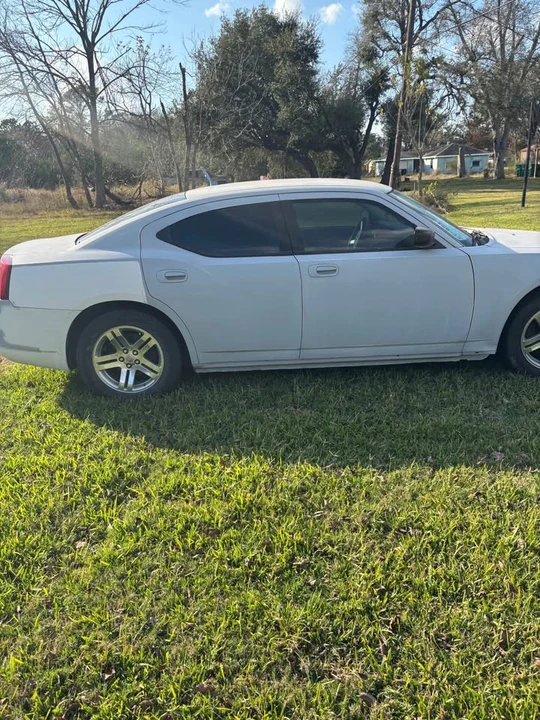 2008 Dodge Charger 6th Gen - Image 4 of 10