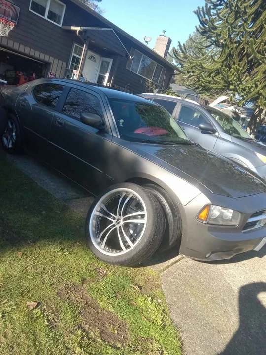 2008 Dodge Charger 6th Gen - Image 6 of 9