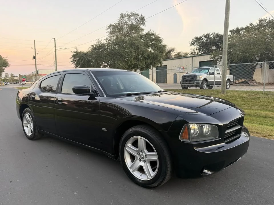 2008 Dodge Charger 6th Gen - Image 2 of 15