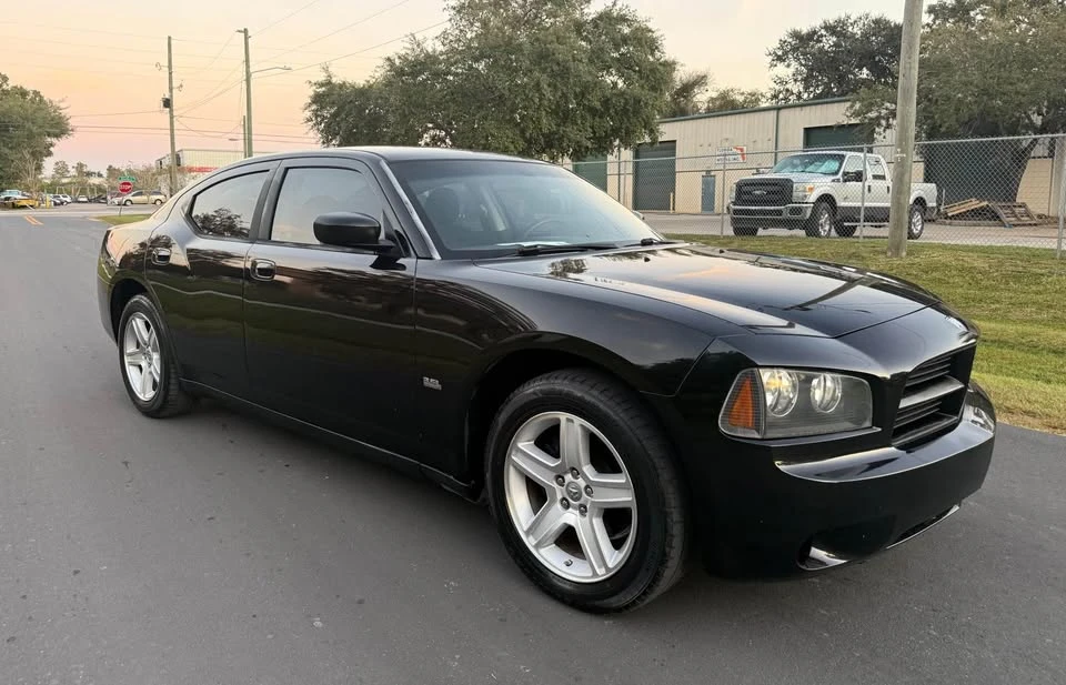 2008 Dodge Charger 6th Gen - Image 4 of 14