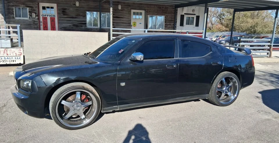 2008 Dodge Charger 6th Gen - Image 4 of 15