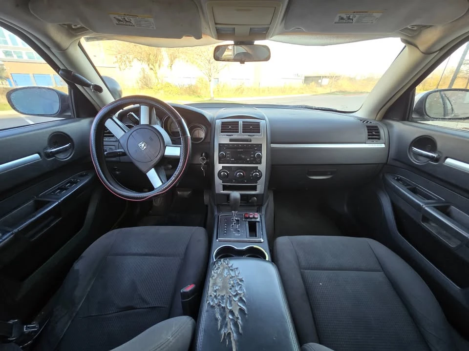 2008 Dodge Charger 6th Gen - Image 11 of 19