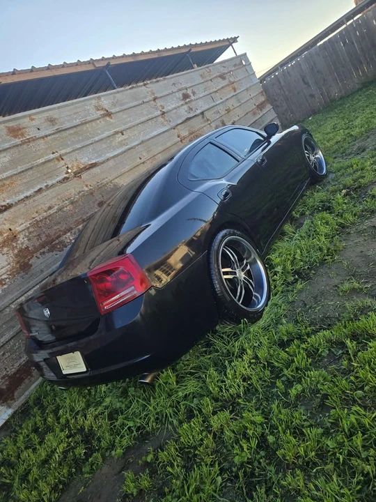 2008 Dodge Charger 6th Gen - Image 3 of 7
