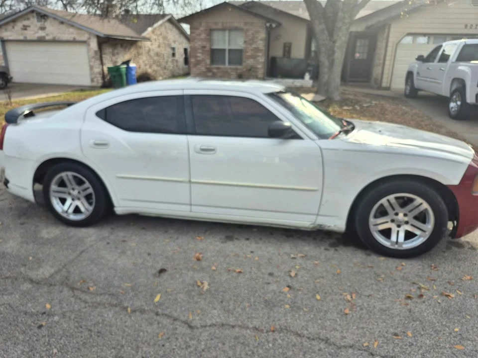 2008 Dodge Charger 6th Gen - Image 2 of 7