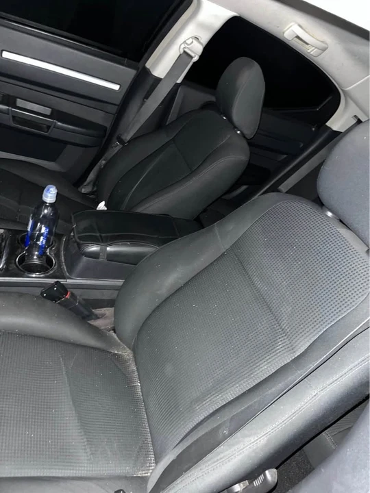2008 Dodge Charger 6th Gen - Image 2 of 7