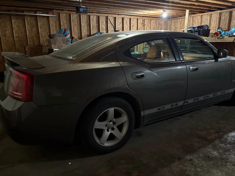 2008 Dodge Charger 6th Gen - Image 2 of 5