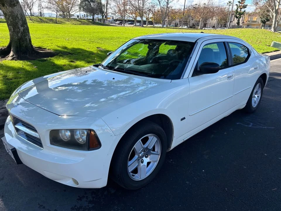 2008 Dodge Charger 6th Gen - Image 3 of 11