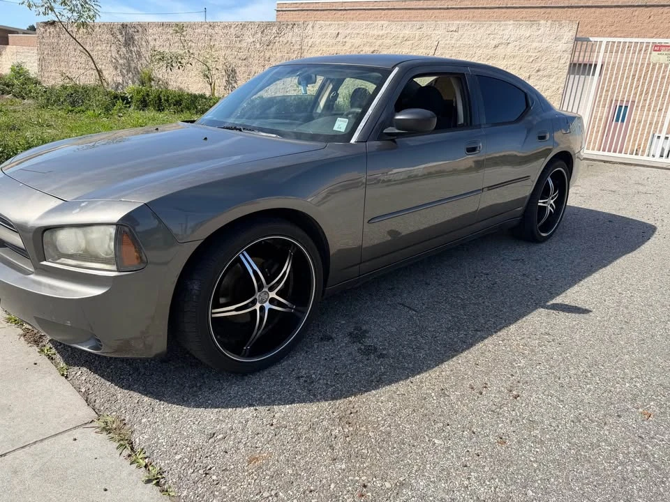 2008 Dodge Charger 6th Gen - Image 2 of 8