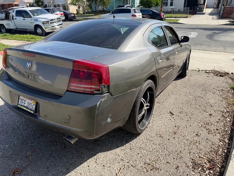 2008 Dodge Charger 6th Gen - Image 4 of 8