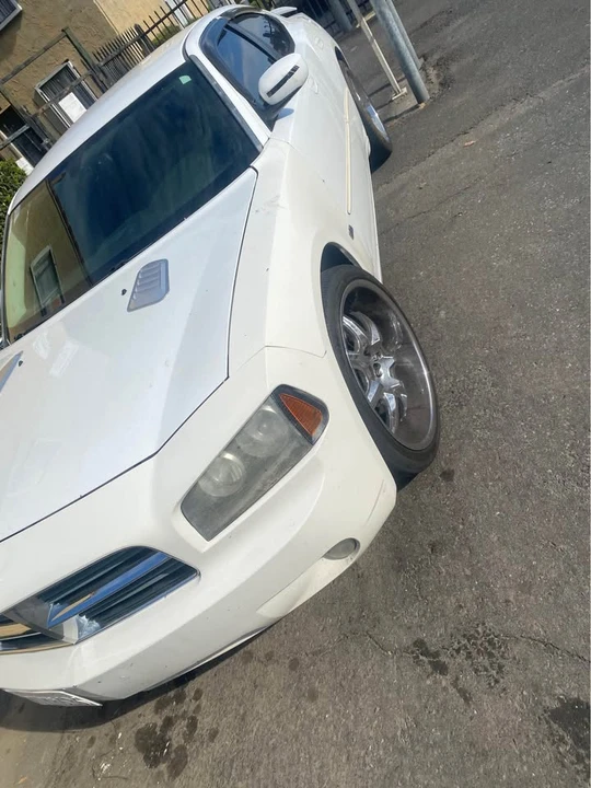 2008 Dodge Charger 6th Gen - Image 2 of 5