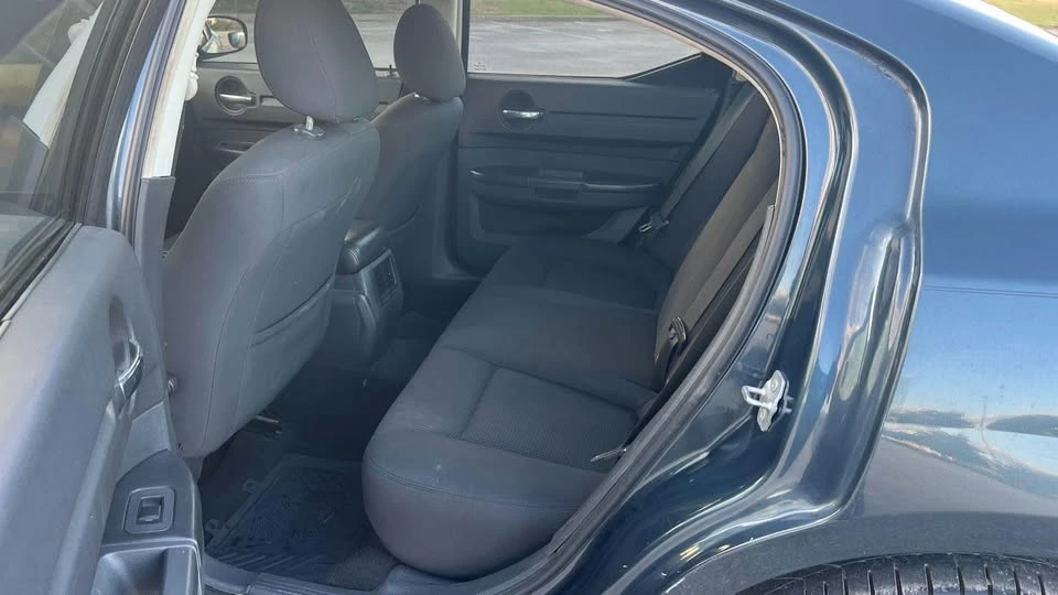 2008 Dodge Charger 6th Gen - Image 11 of 13