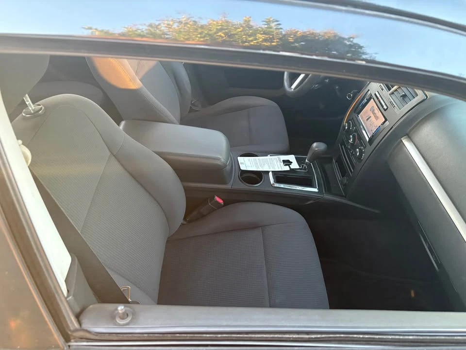 2008 Dodge Charger 6th Gen - Image 5 of 12