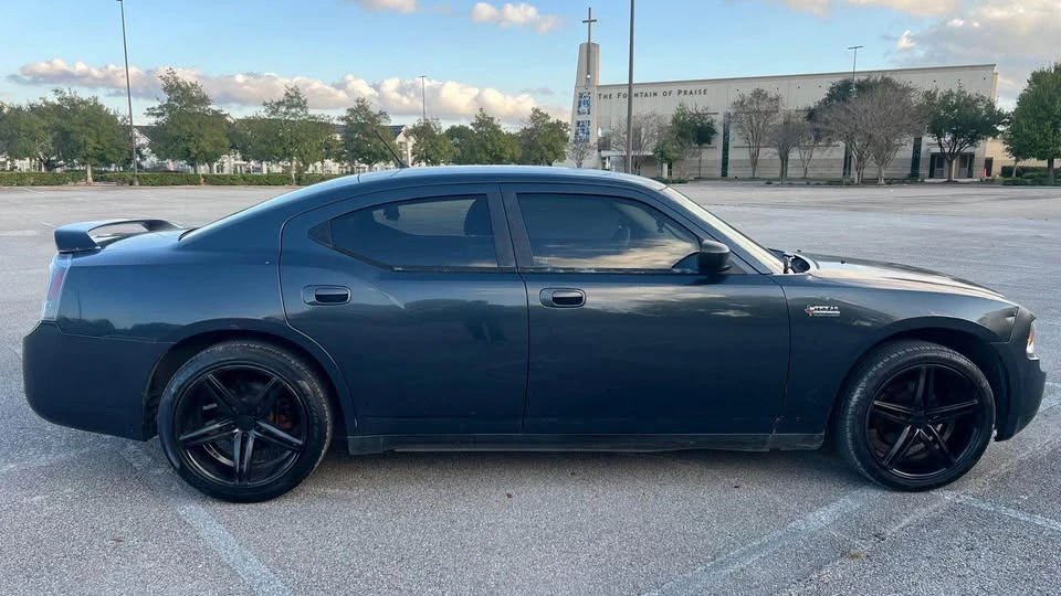 2008 Dodge Charger 6th Gen - Image 7 of 13