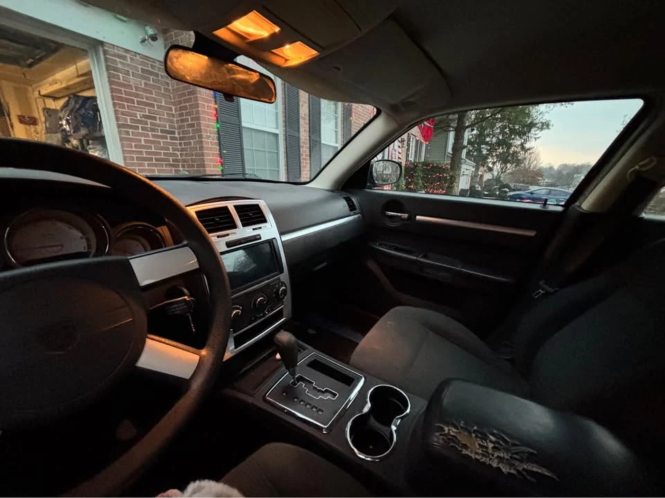 2008 Dodge Charger 6th Gen - Image 7 of 8