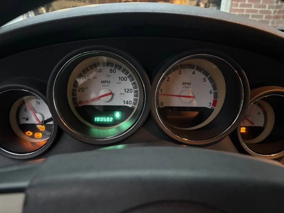2008 Dodge Charger 6th Gen - Image 6 of 8