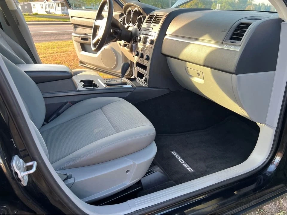 2008 Dodge Charger 6th Gen - Image 13 of 20